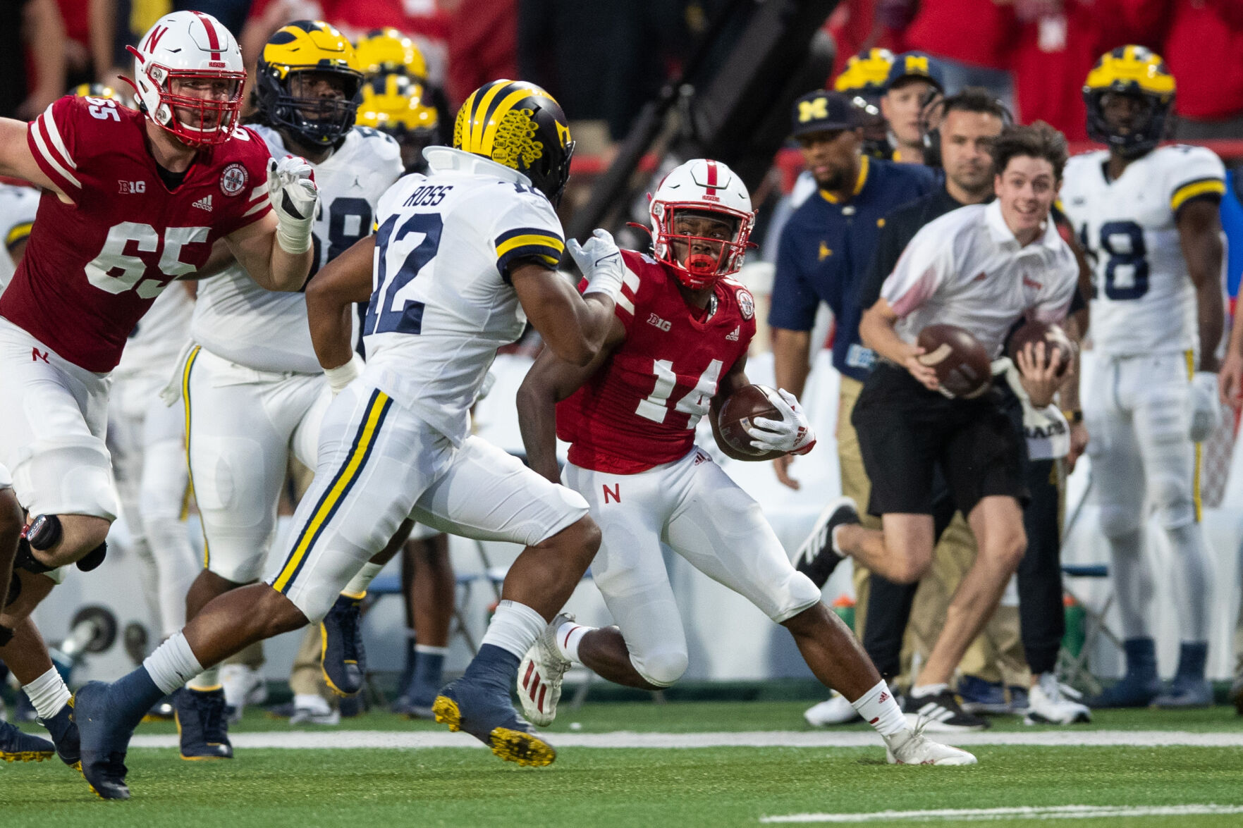101021-owh-spo-nebmichigan-ar17.JPG